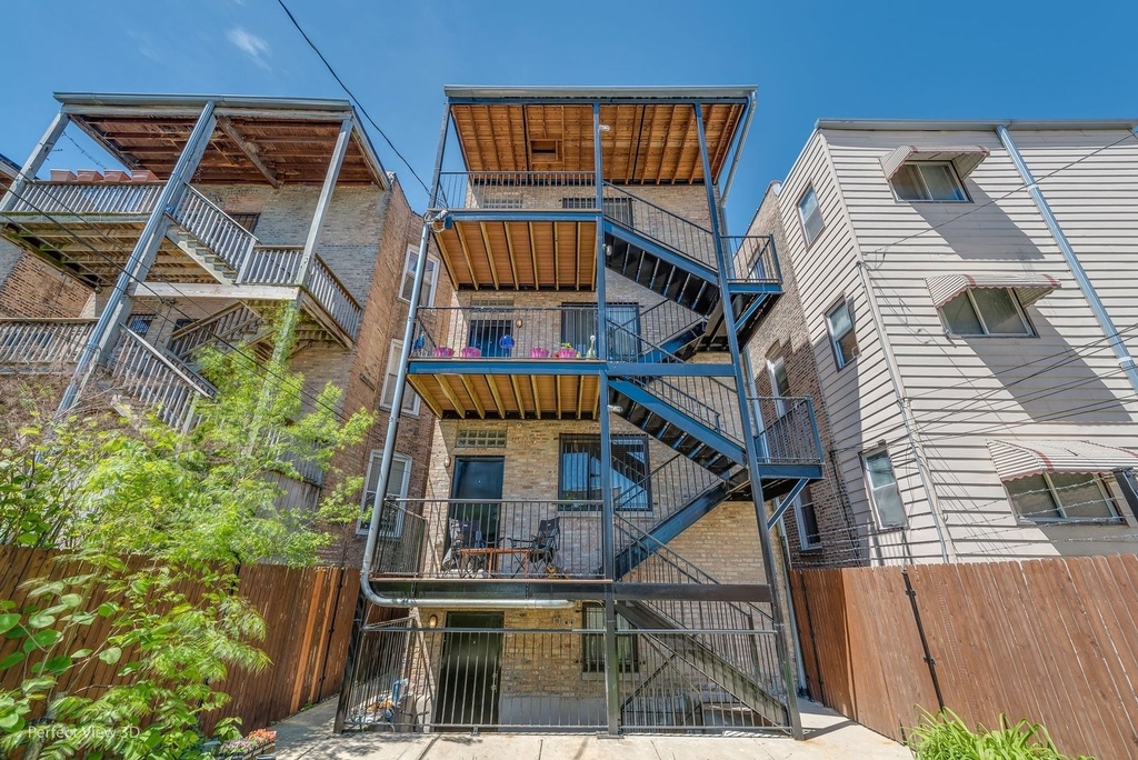 1437 N Washtenaw Avenue - Photo 21