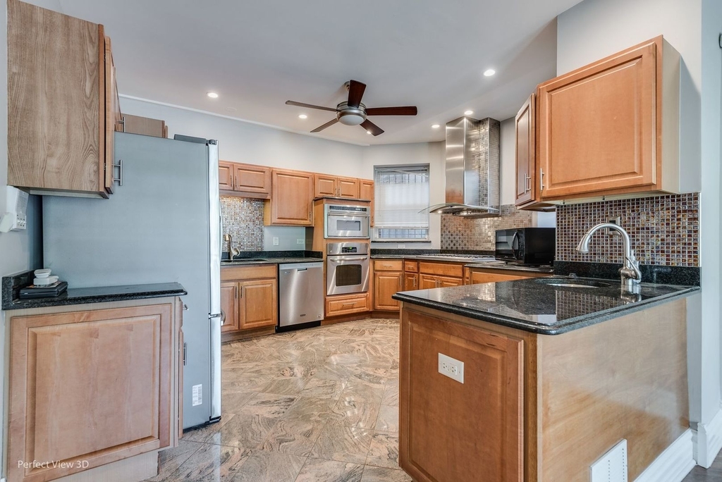 1437 N Washtenaw Avenue - Photo 3