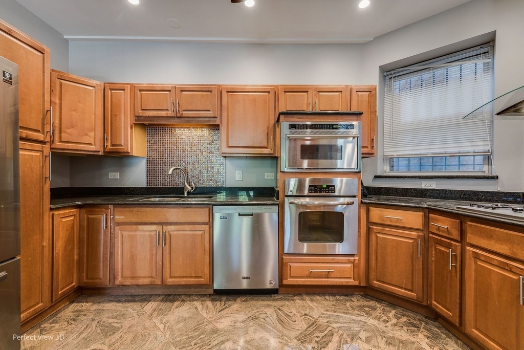 1437 N Washtenaw Avenue - Photo 5