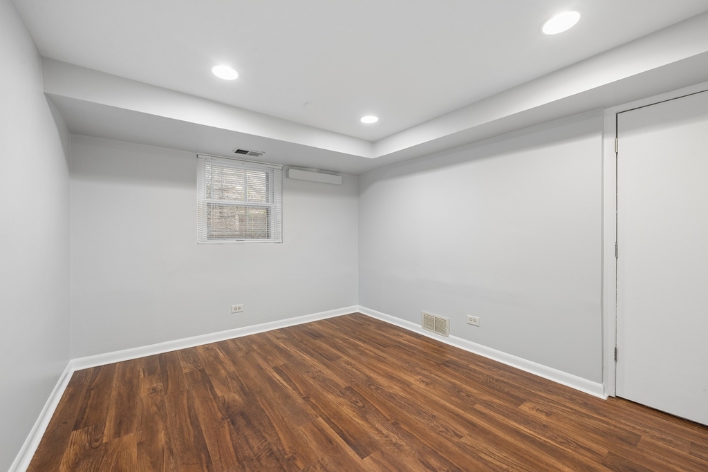 1510 W Addison Street - Photo 12