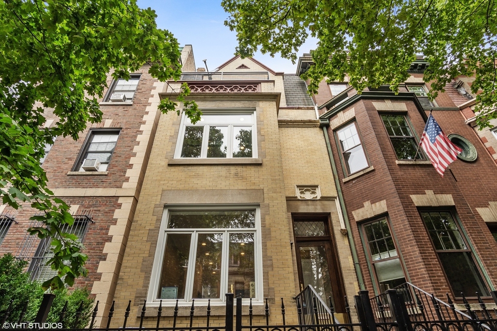 608 W Arlington Place - Photo 0