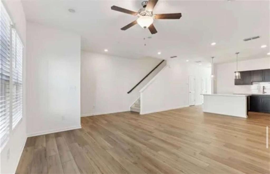 2106 Stillhaven Place - Photo 3