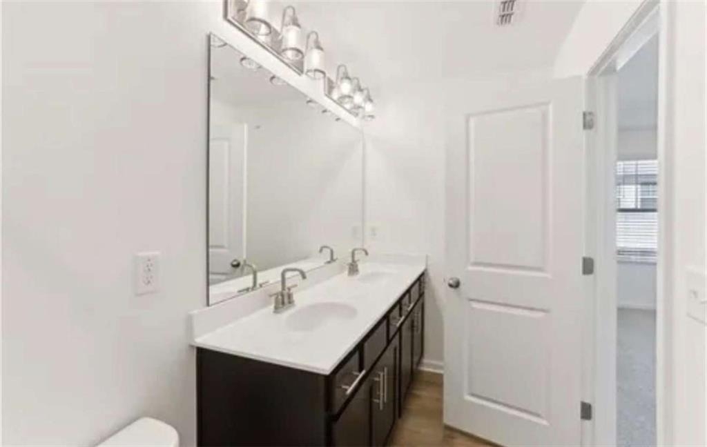 2106 Stillhaven Place - Photo 11
