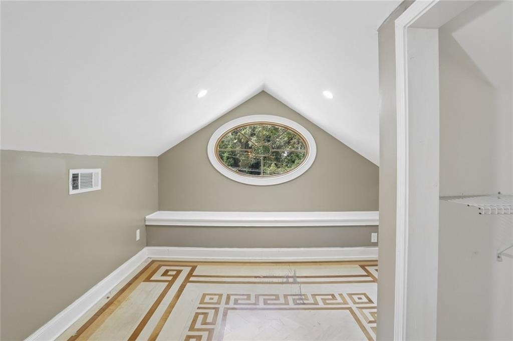 891 N Eugenia Place Nw - Photo 10