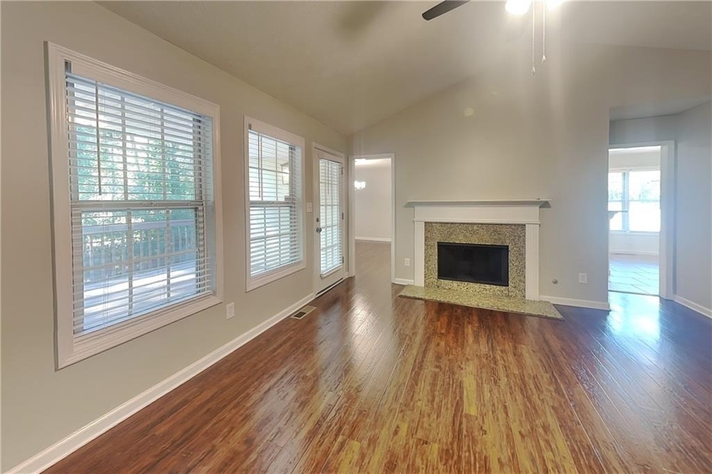 365 Telford Drive - Photo 2