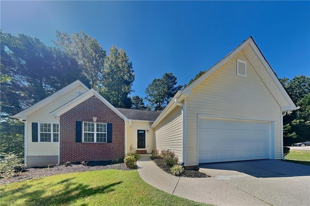 365 Telford Drive - Photo 0