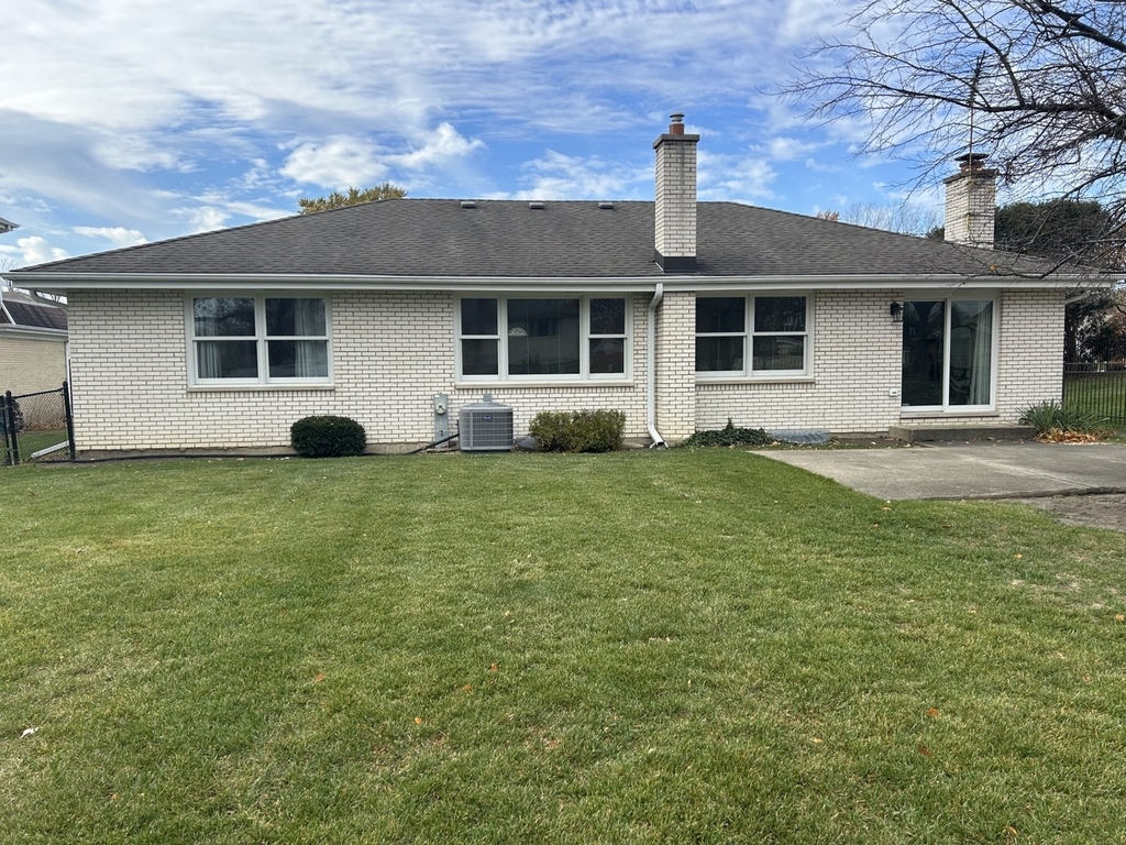2811 N Harvard Avenue - Photo 12
