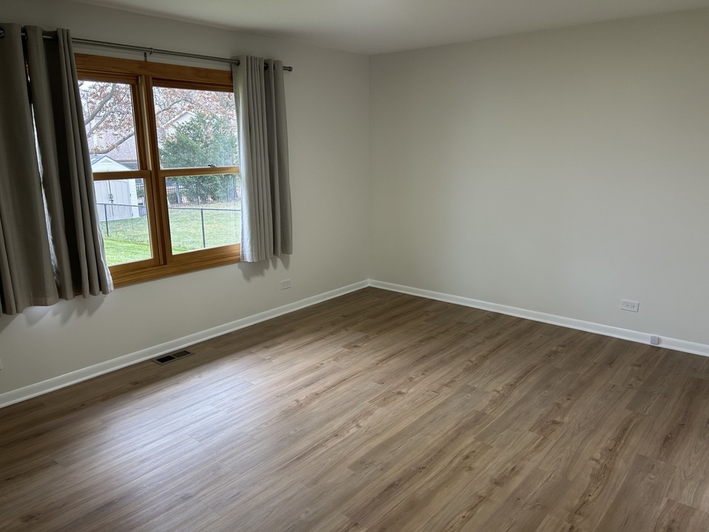 2811 N Harvard Avenue - Photo 4