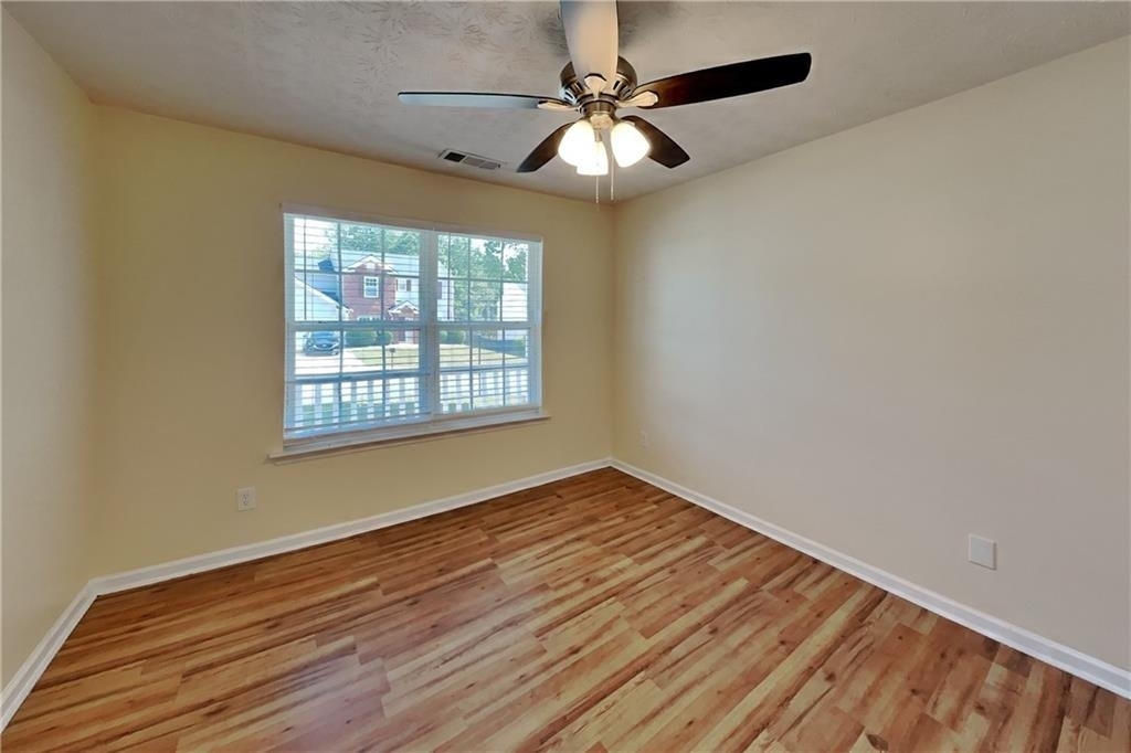 3271 Deer Valley Drive Nw - Photo 2