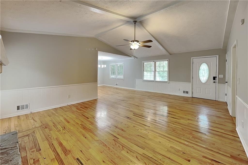 316 Pioneer Circle - Photo 2