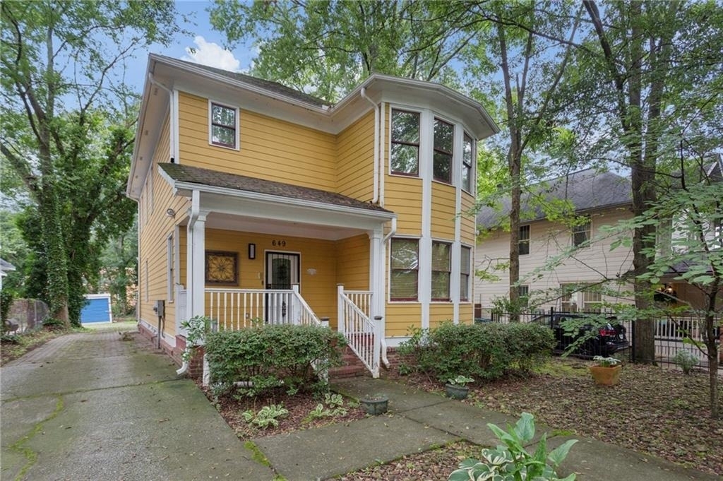 649 Peeples Street Sw - Photo 1