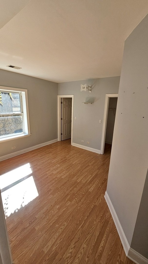 7363 N Damen Avenue - Photo 10