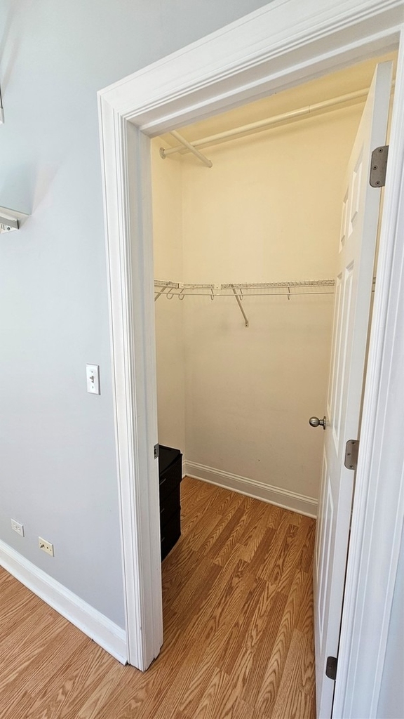 7363 N Damen Avenue - Photo 11