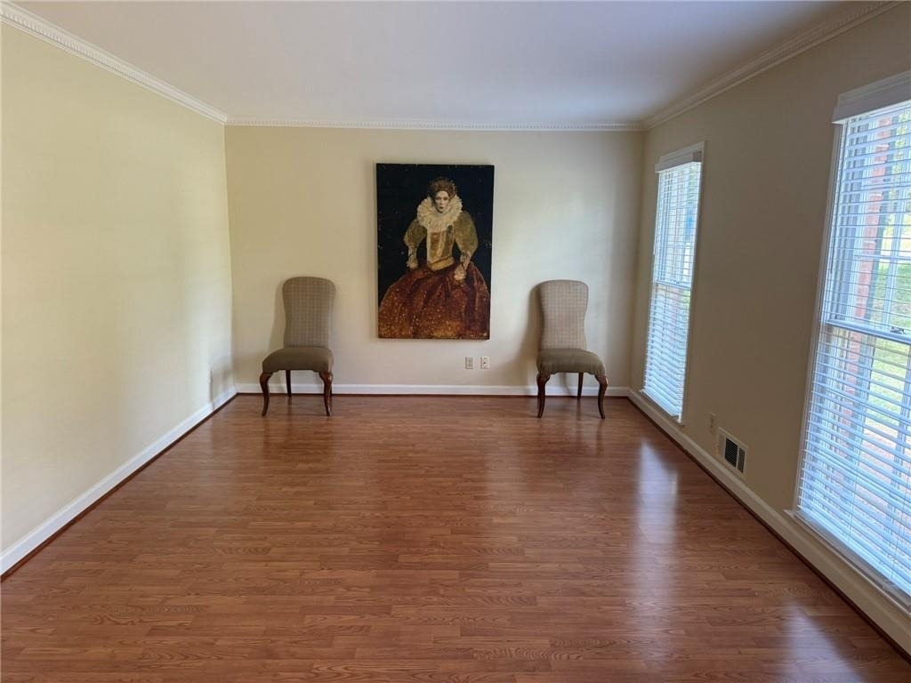 1931 Peeler Road - Photo 4