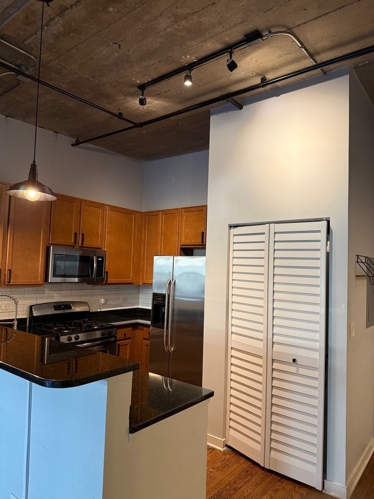 1110 W 15th Street - Photo 13