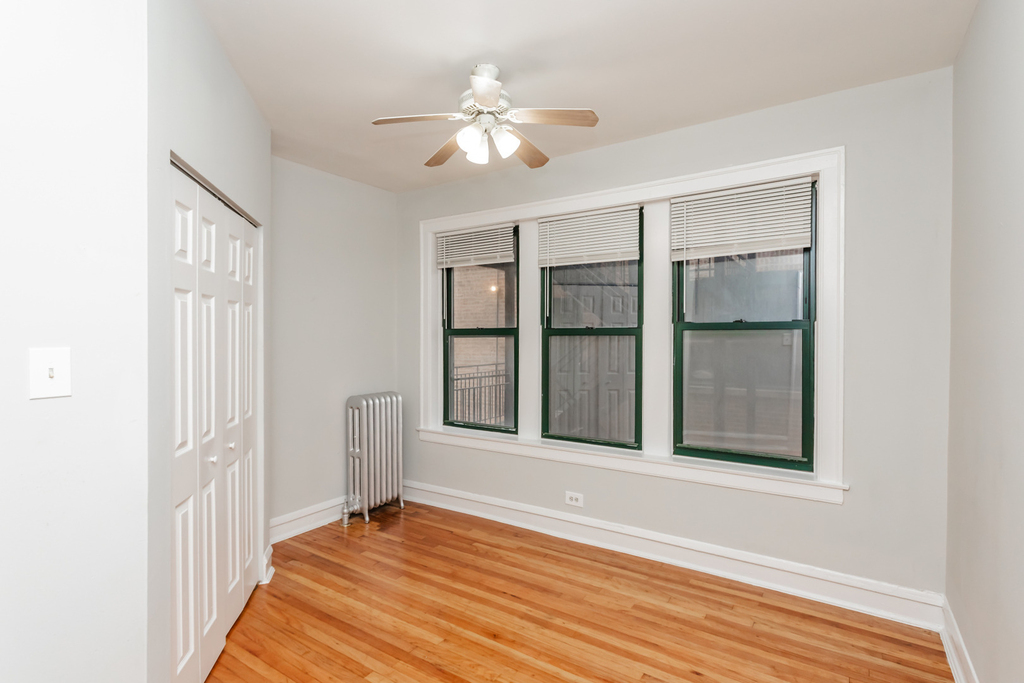 6915 S Paxton Avenue - Photo 5