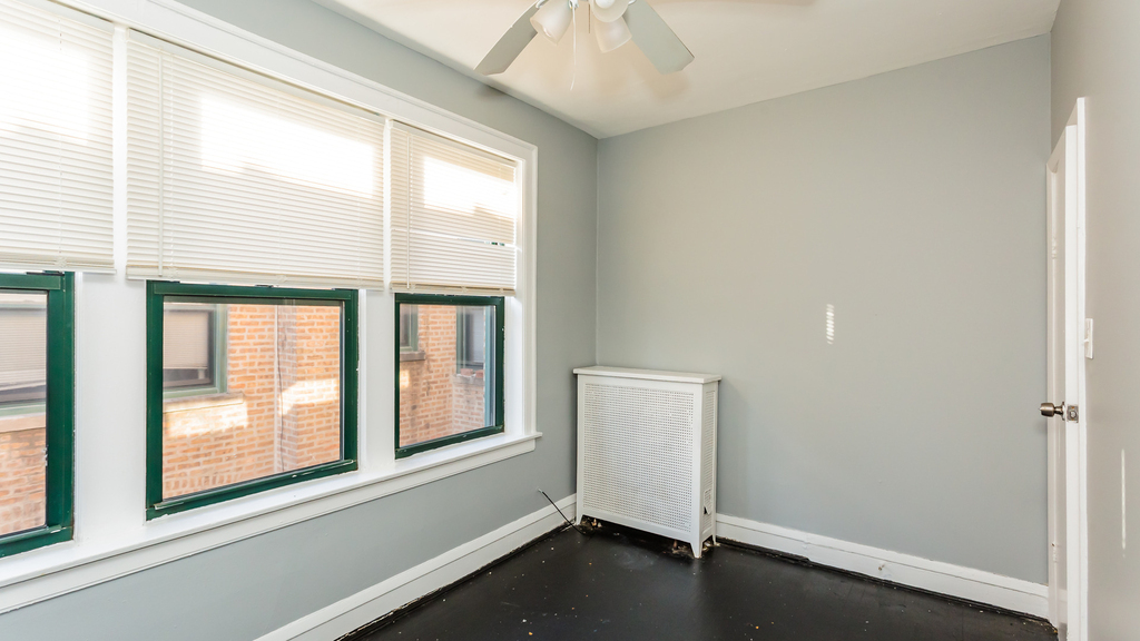2217 E 69th Street - Photo 8