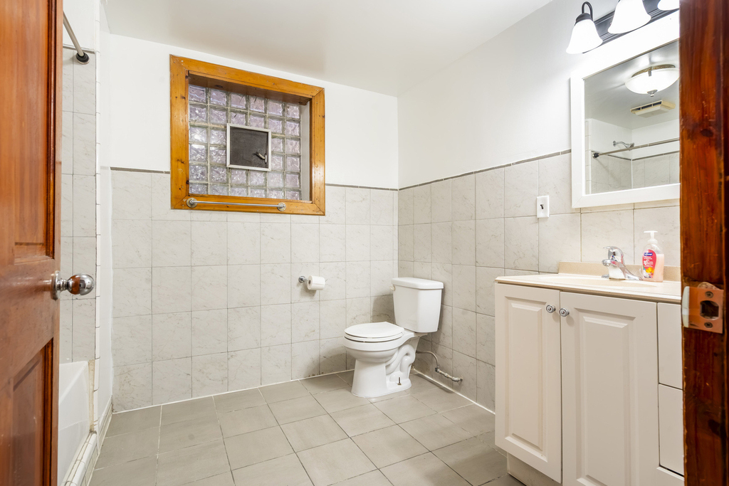 1623 W Cullerton Street - Photo 7