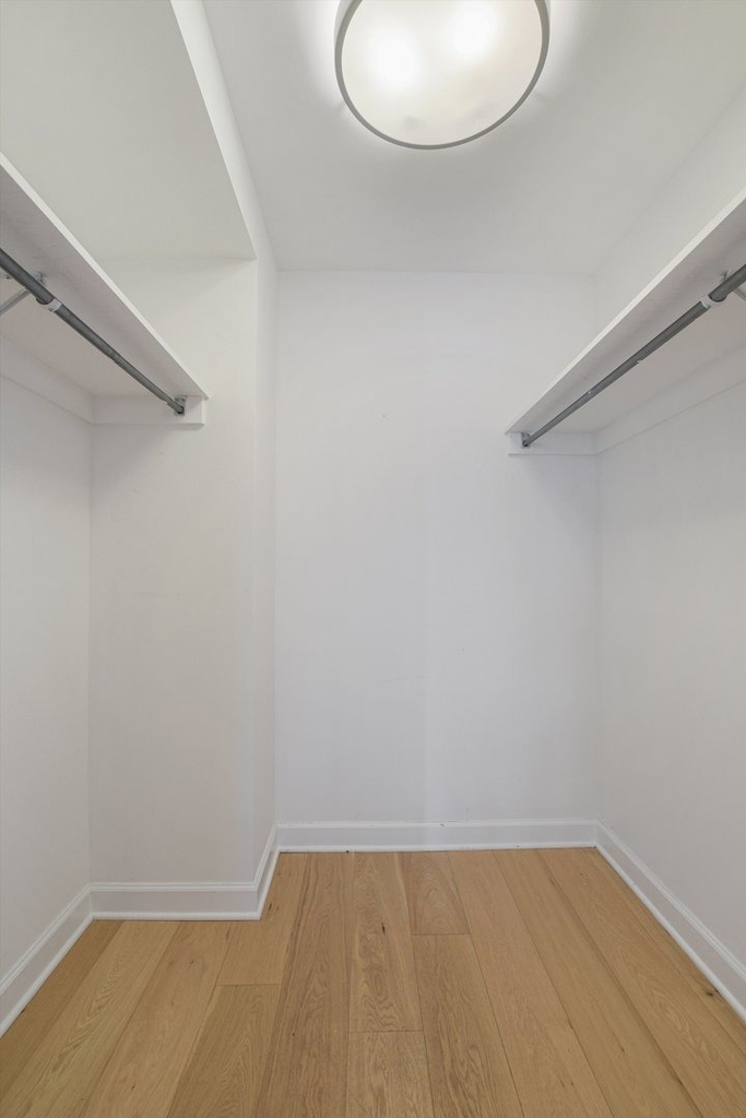 10 E Ontario Street - Photo 7