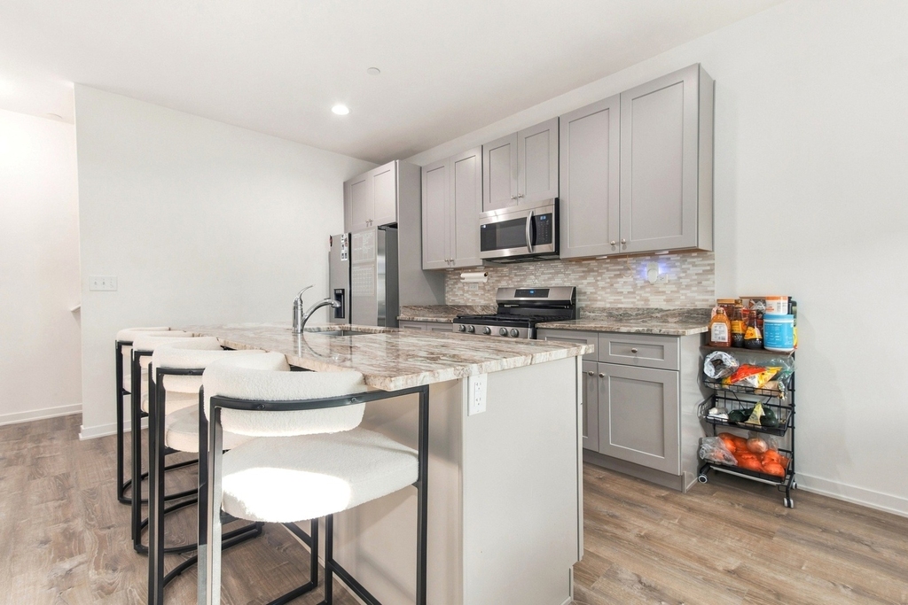 1036 Gillespie Lane - Photo 5