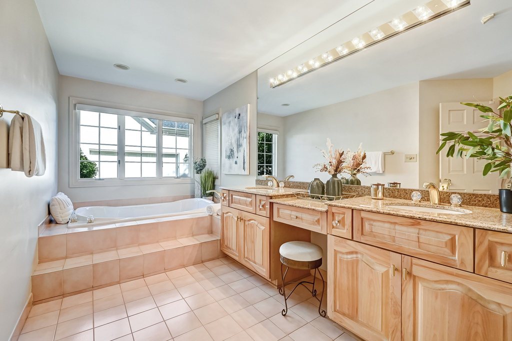 6515 Manor Drive - Photo 22