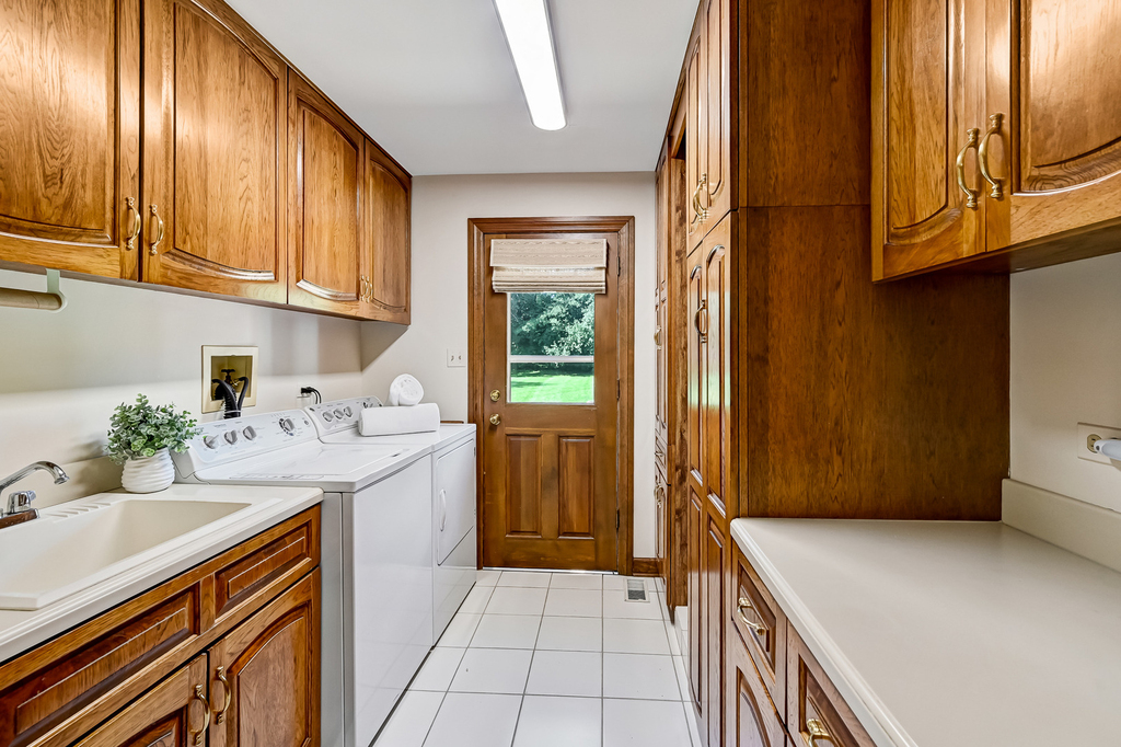 6515 Manor Drive - Photo 18