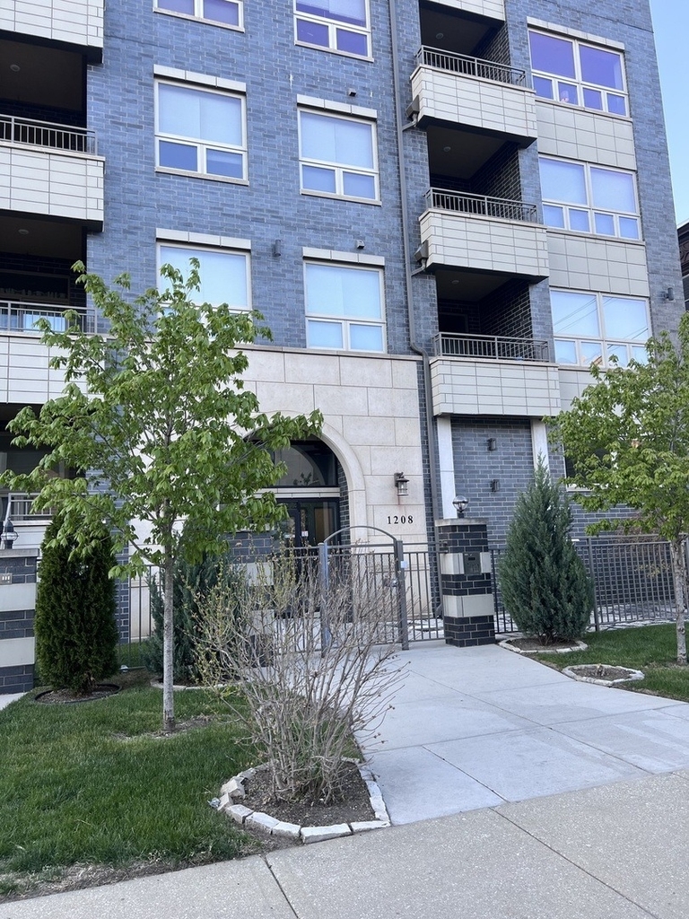 1208 E 64th Street - Photo 0