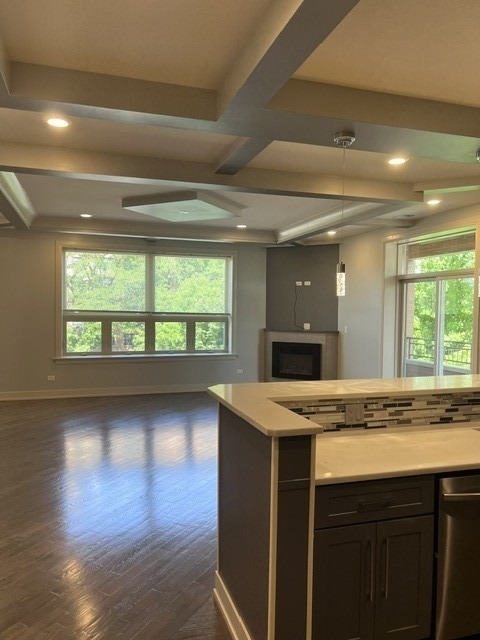 1208 E 64th Street - Photo 4