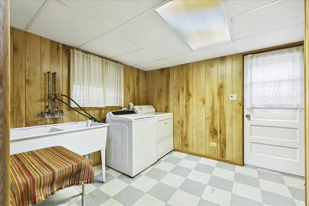 5007 Golf Road - Photo 15