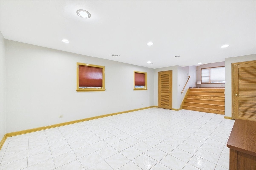 5007 Golf Road - Photo 13