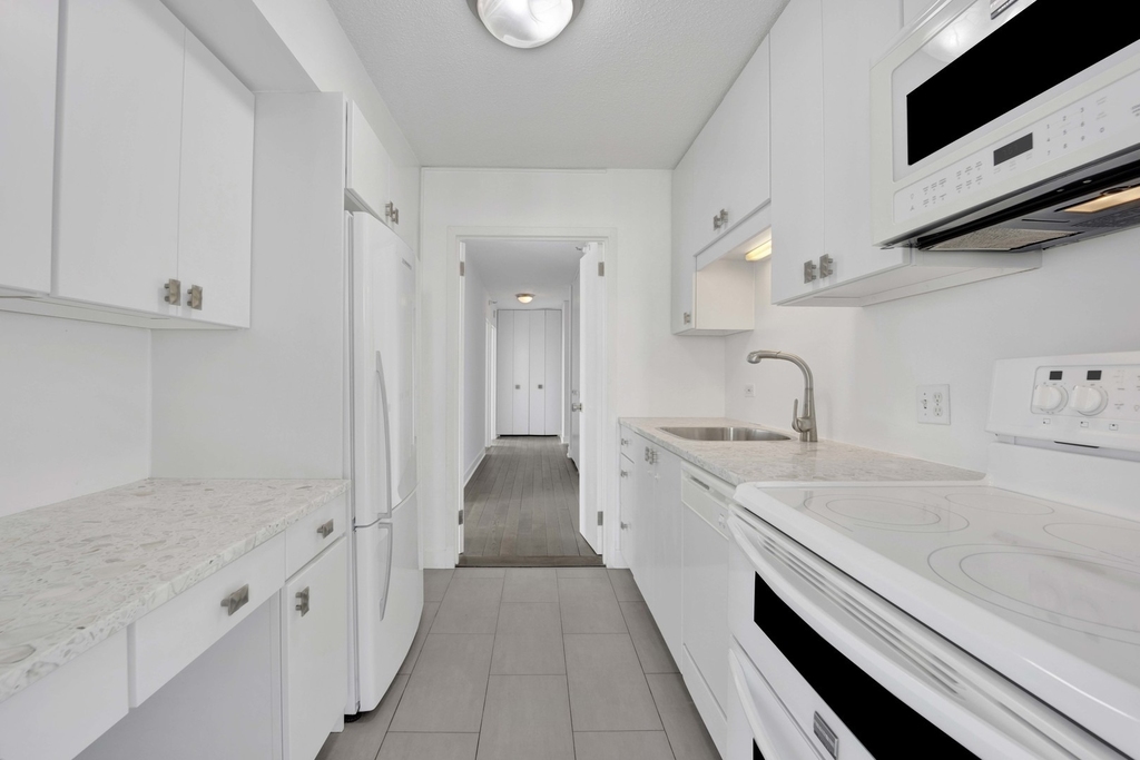 10 E Ontario Street - Photo 9
