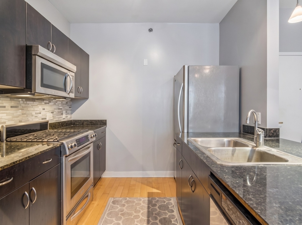 8 E Randolph Street - Photo 5