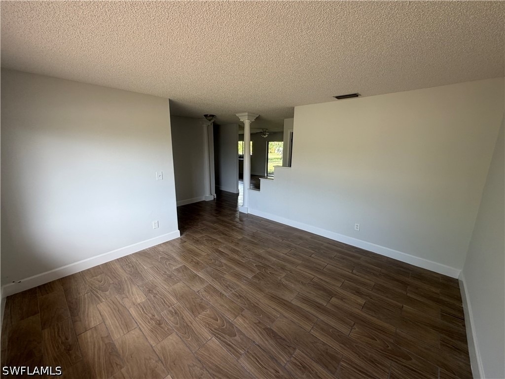 937 Sw 52nd Street - Photo 3