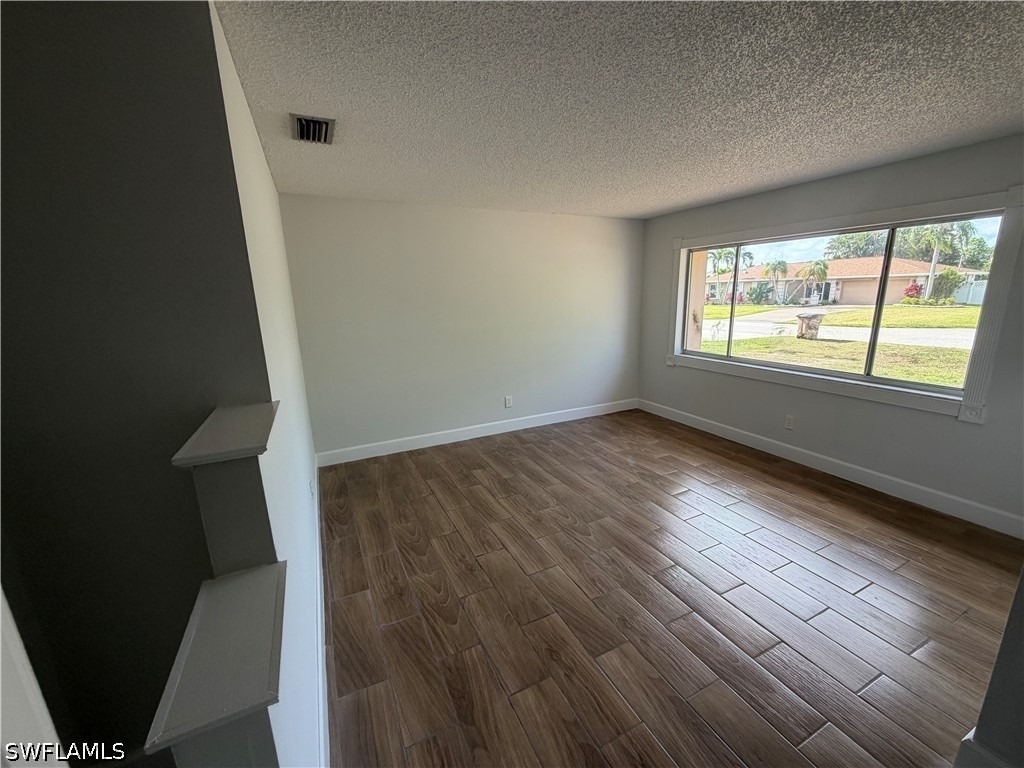 937 Sw 52nd Street - Photo 2