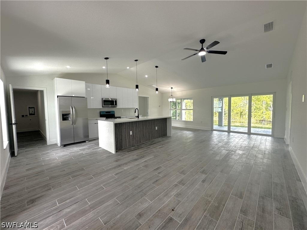 2317 Ne 39th Street - Photo 2