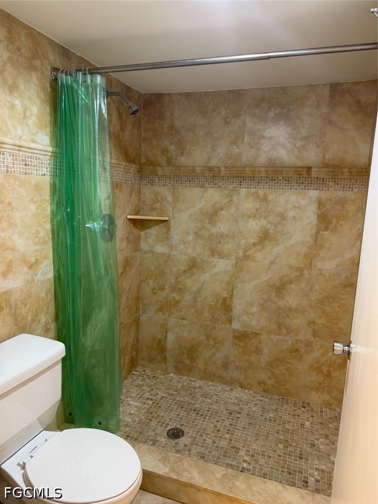 712 Tarpon Street - Photo 4