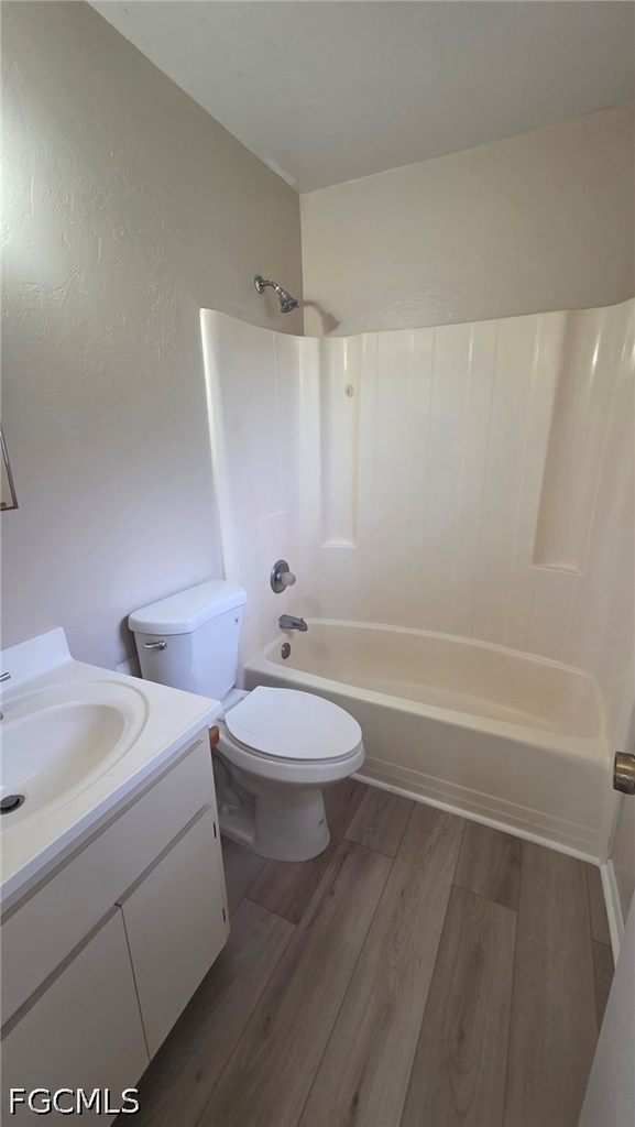 3800 Lee Boulevard - Photo 8