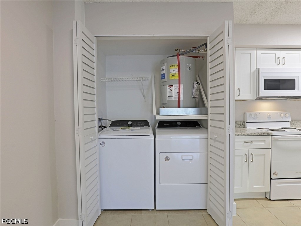 5307 Summerlin Road - Photo 2