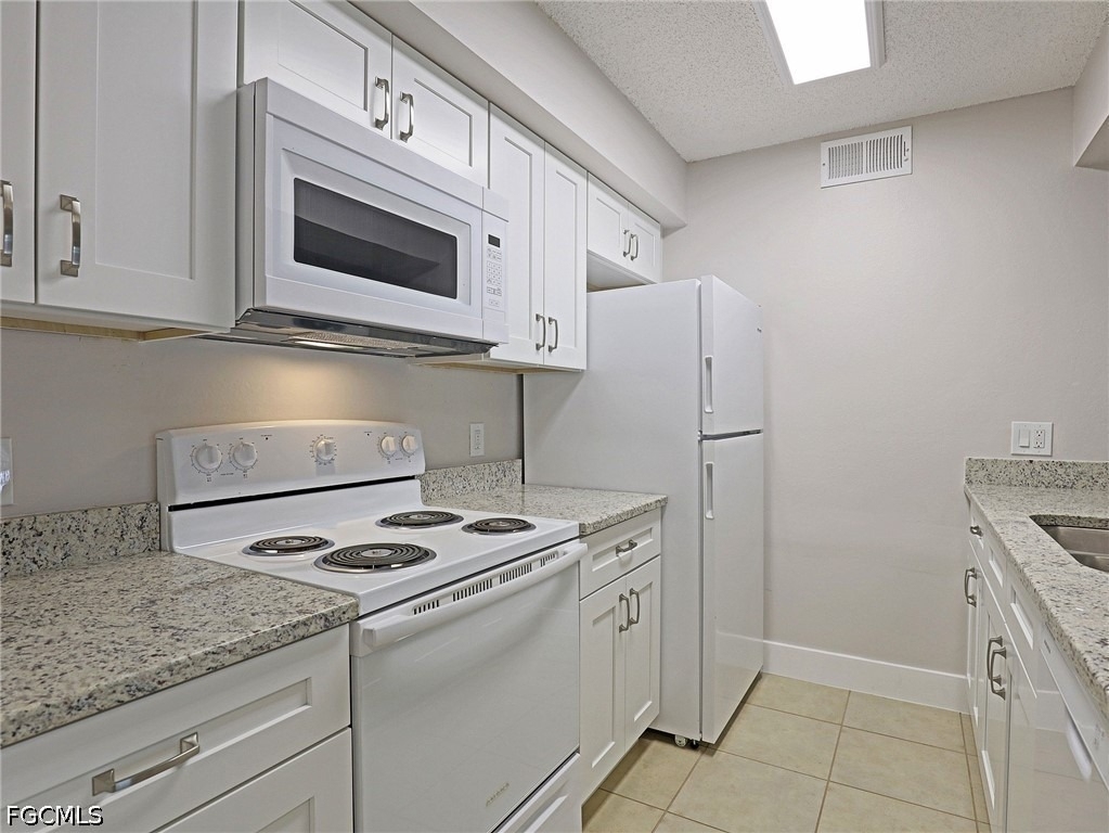 5307 Summerlin Road - Photo 3