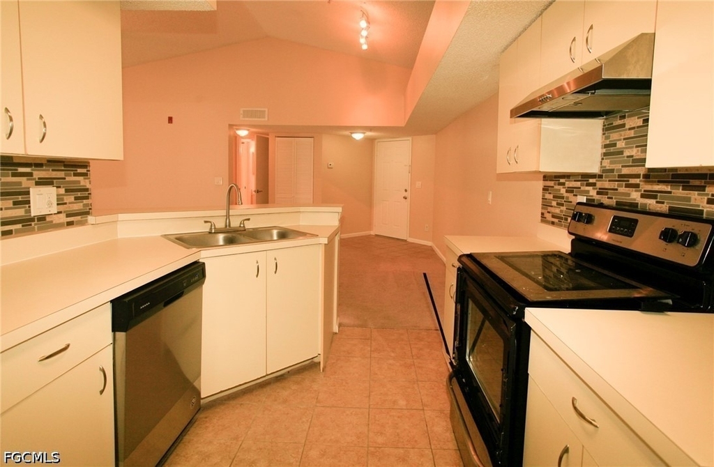 13571 Eagle Ridge Drive - Photo 5