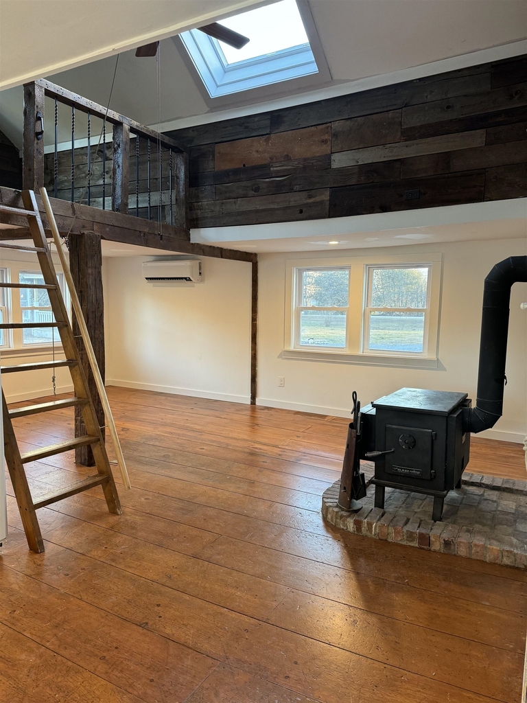 6229 Main - Photo 5