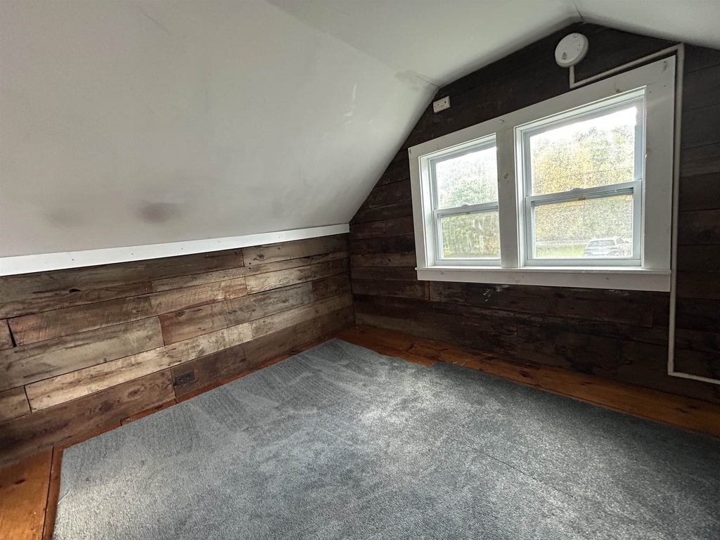 6229 Main - Photo 11