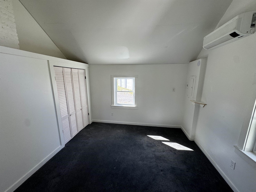 6229 Main - Photo 9