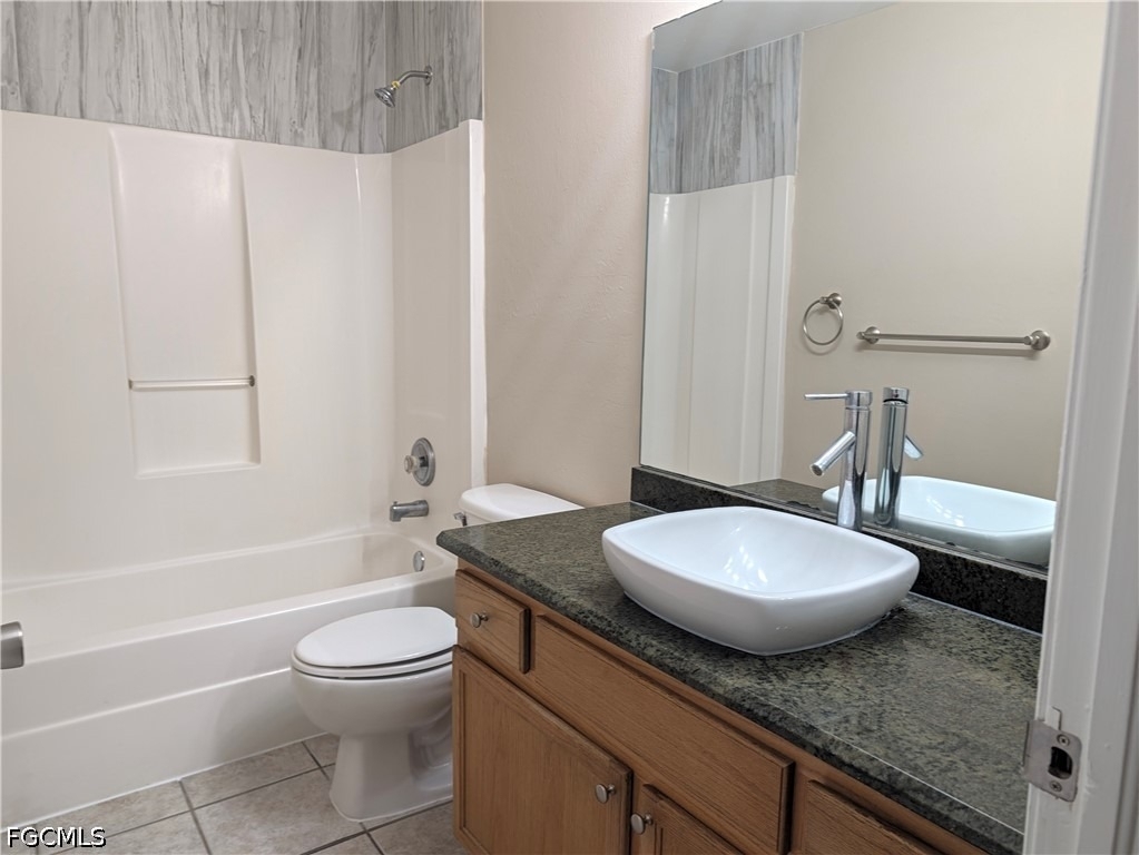 723 Homer Avenue S - Photo 11