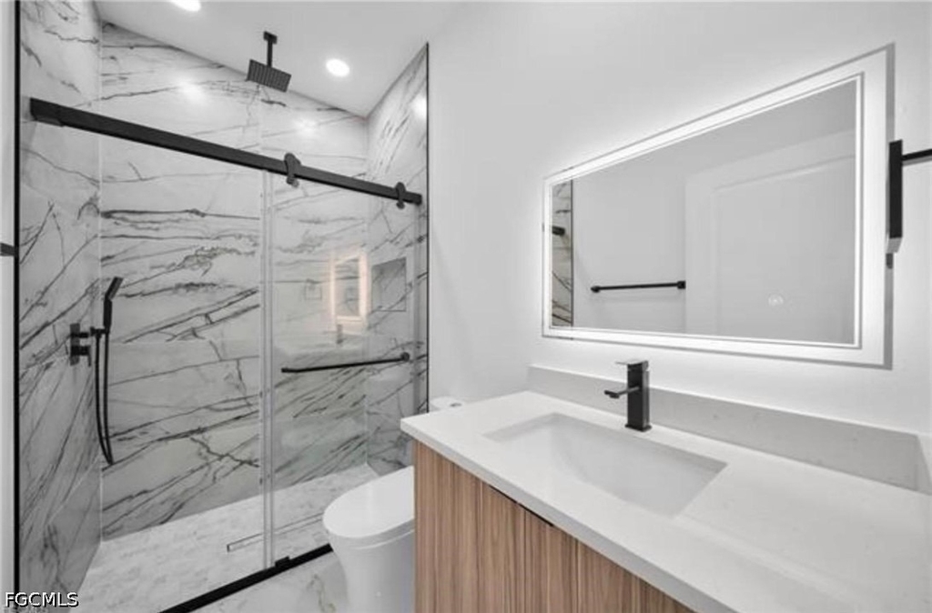 306 Bell Boulevard S - Photo 12