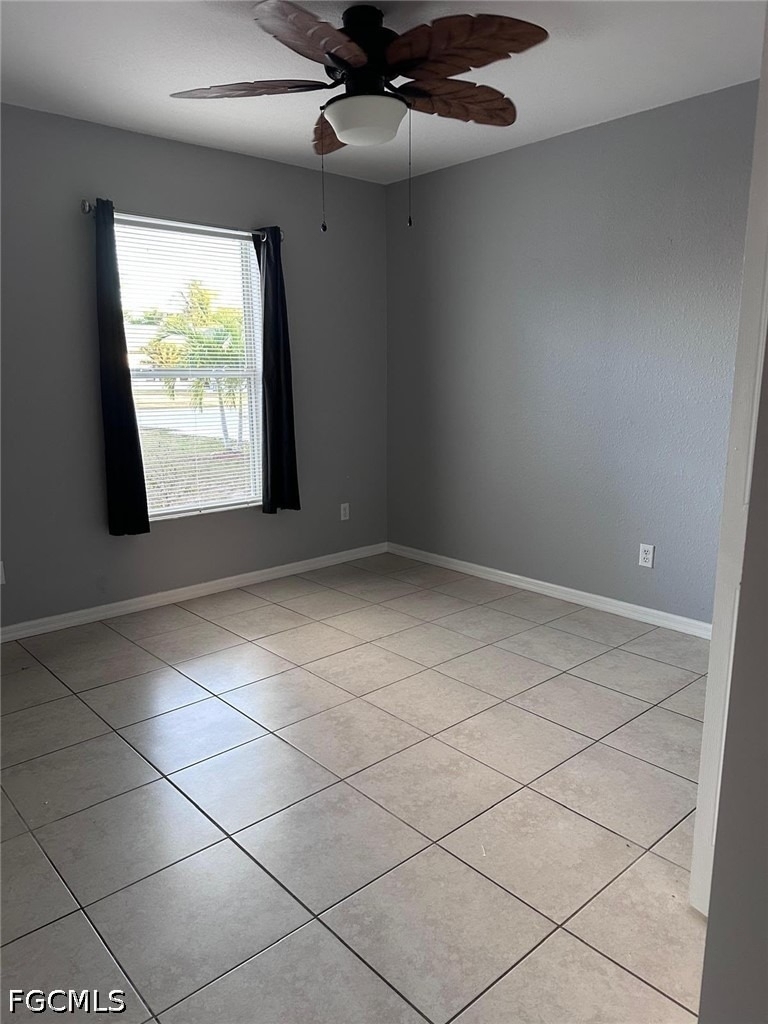 2926 Se Santa Barbara Place - Photo 3
