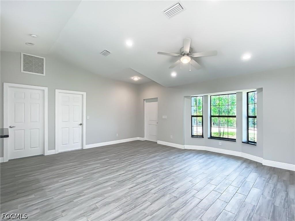 919 Ne 35th Lane - Photo 3