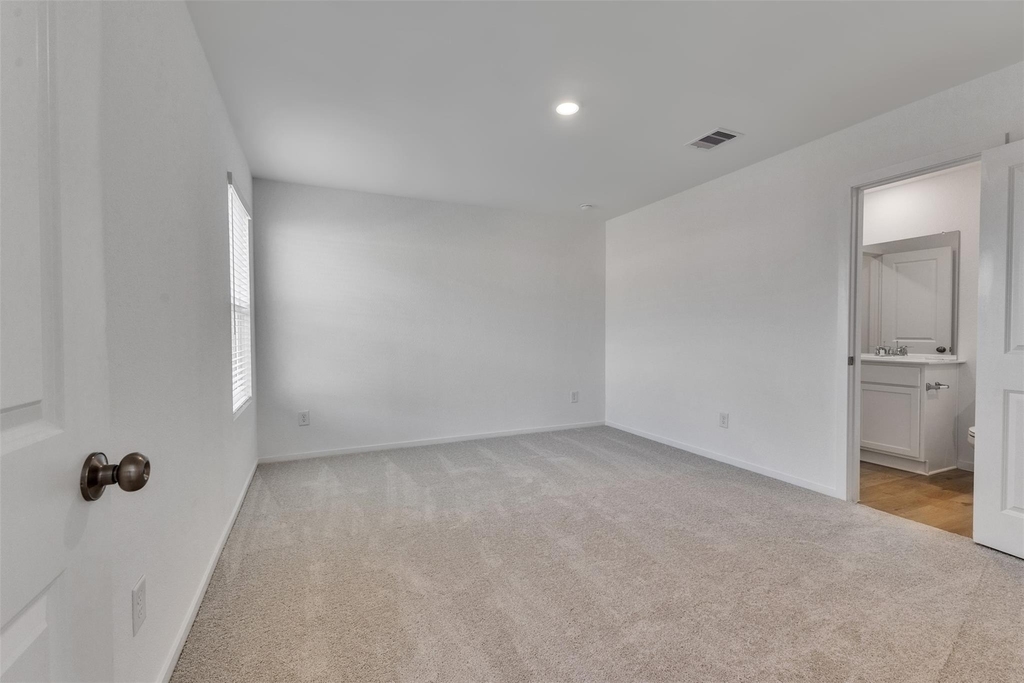 6227 Pelly Place - Photo 13