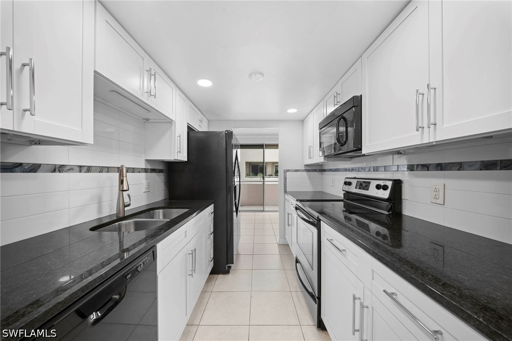 4807 Sunset Court - Photo 8