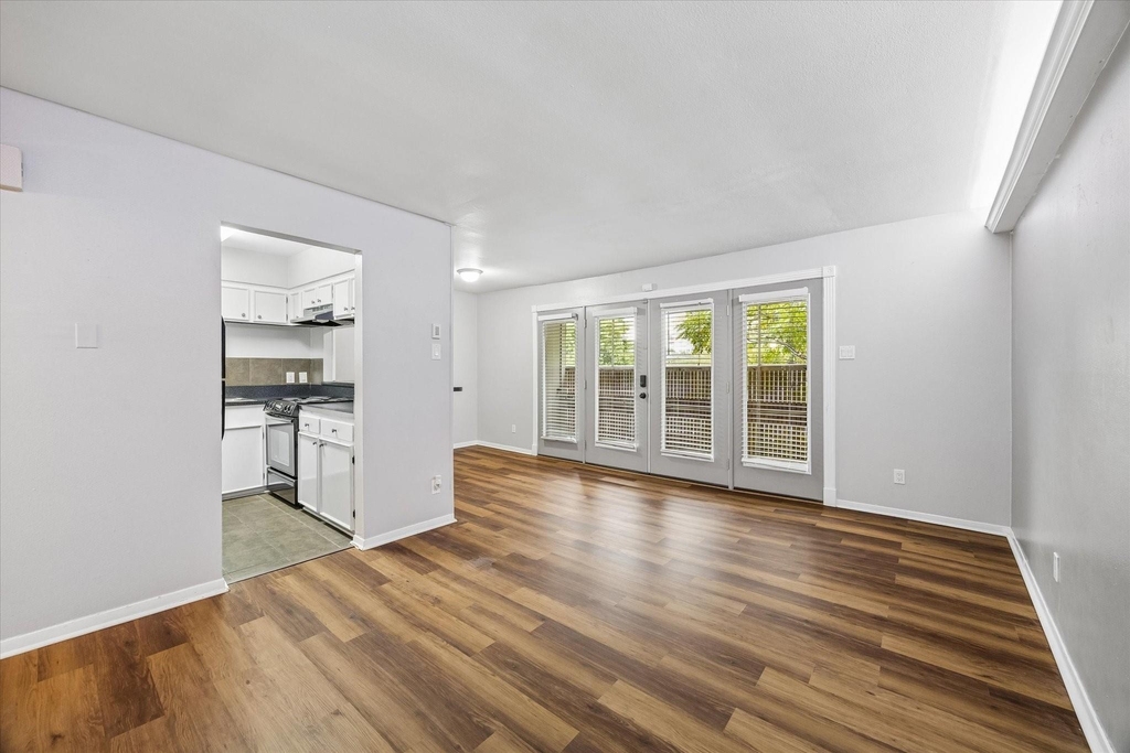3938 W Alabama Street - Photo 2